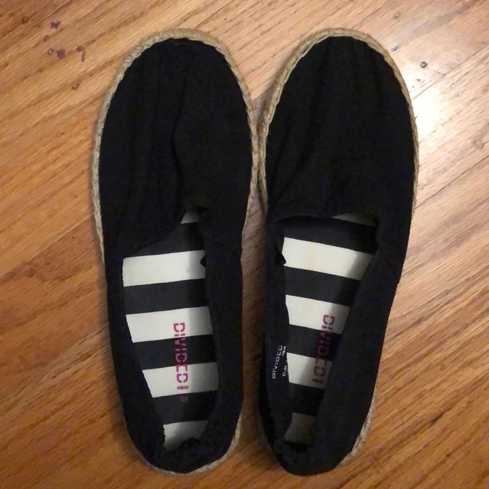 H&M Black Slip-ons
